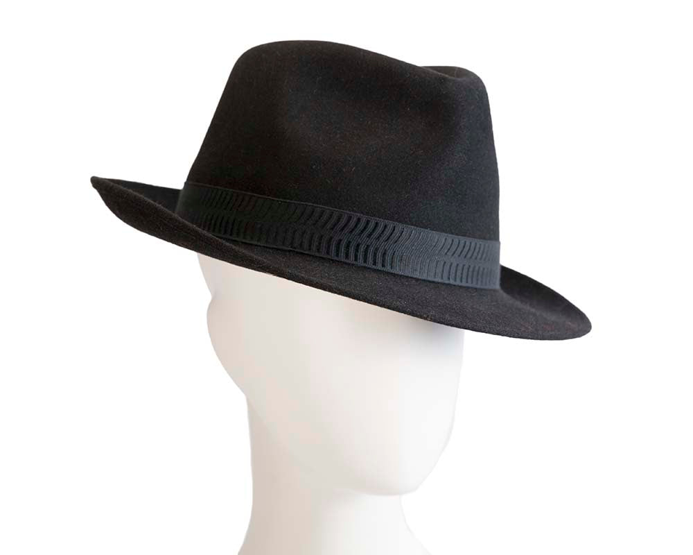 Schwarzer Herren-Fedora mit breiter Krempe aus Kaninchenfilz
